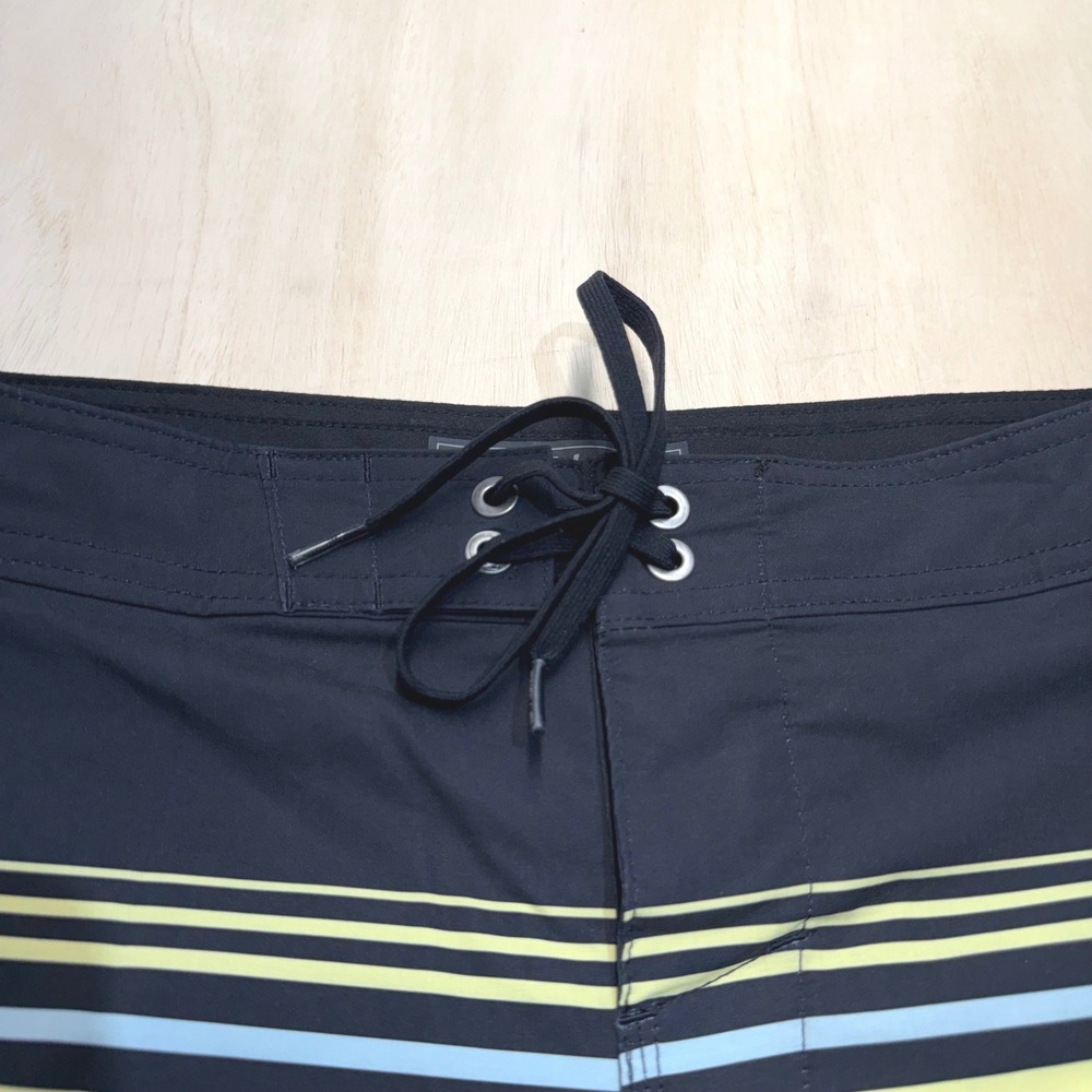 O'Neill Stoked Print Mens Boardshorts Size 30 Striped Blue Green Swim Trunks - Picture 2 of 7